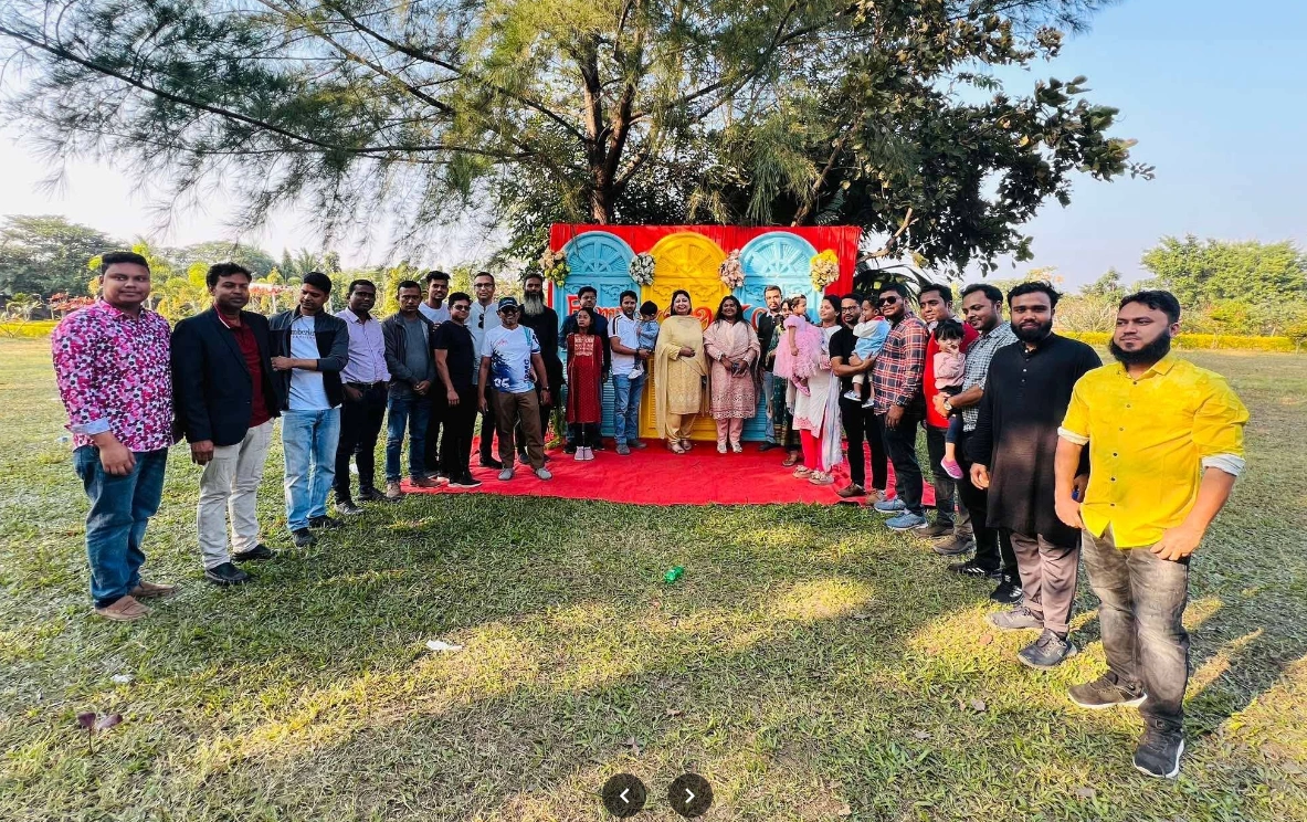 Family Gathering for Picnic